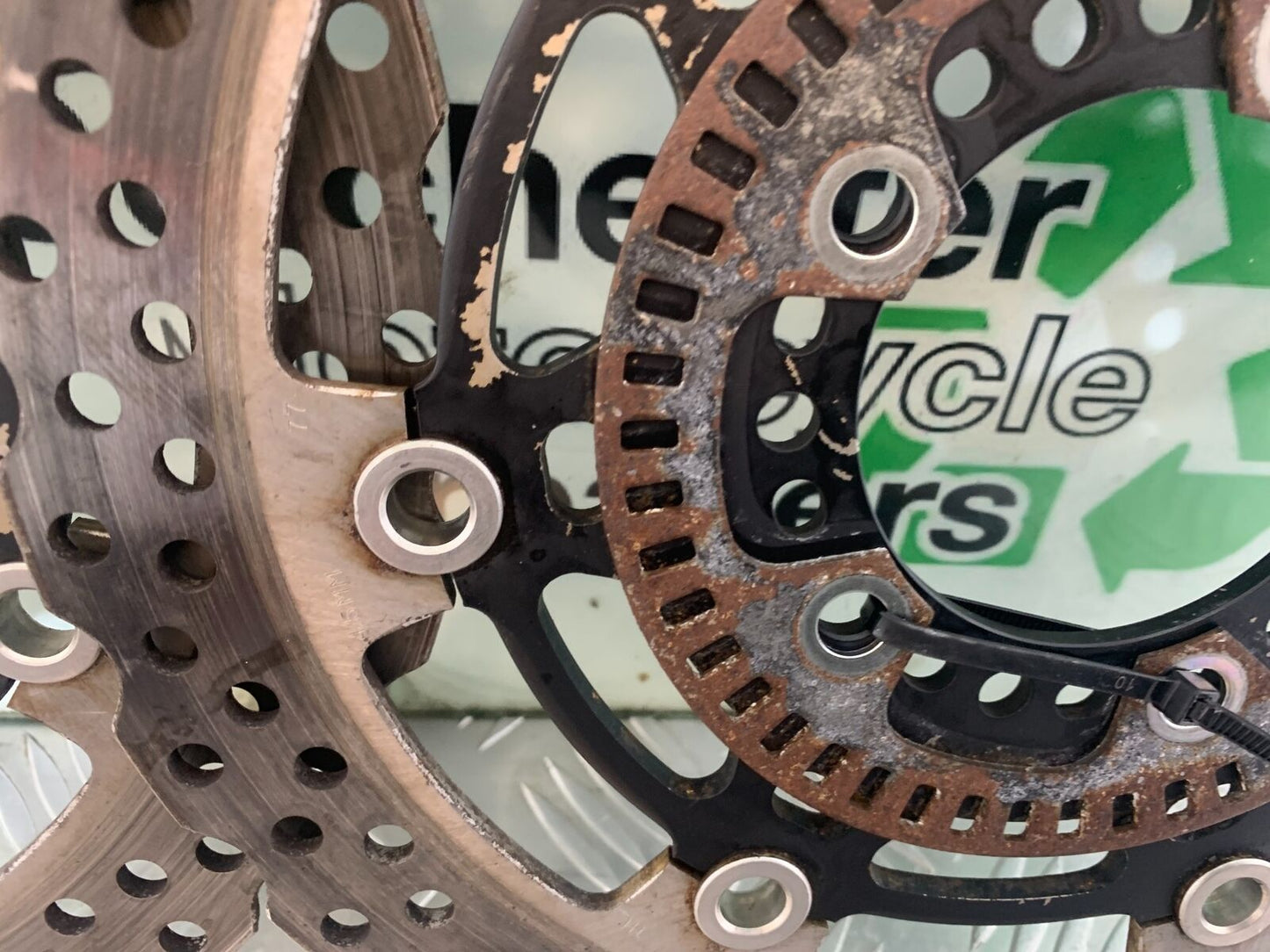 KAWASAKI Z800 Z 800 FRONT BRAKE DISCS YEAR 2013-2017 (CMB1059)