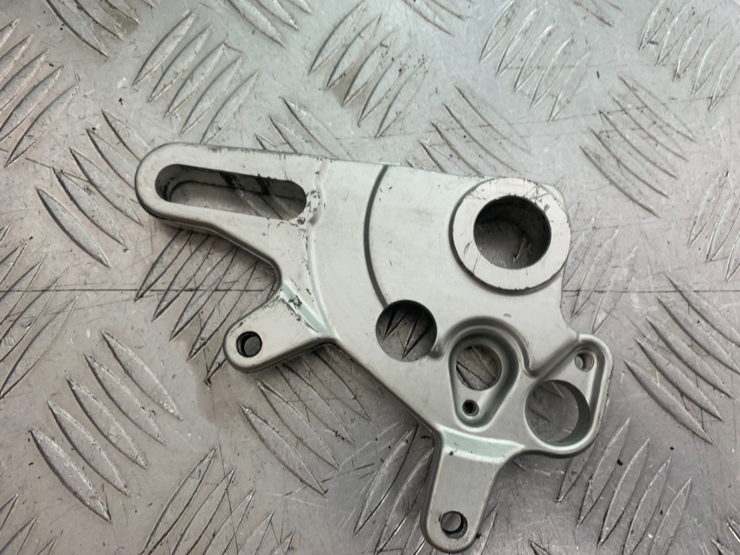 APRILIA TUONO 1000 V4R REAR CALIPER BRACKET YEAR 2011-13 (CMB1331)