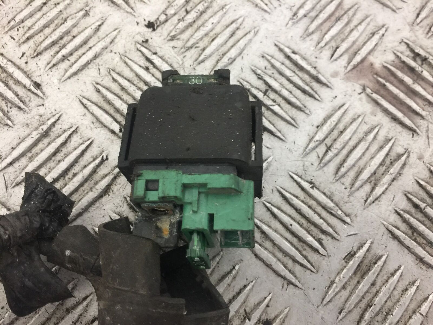 HONDA CBF500 CBF 500 STARTER SOLENOID YEAR 2004 (STOCK 585)