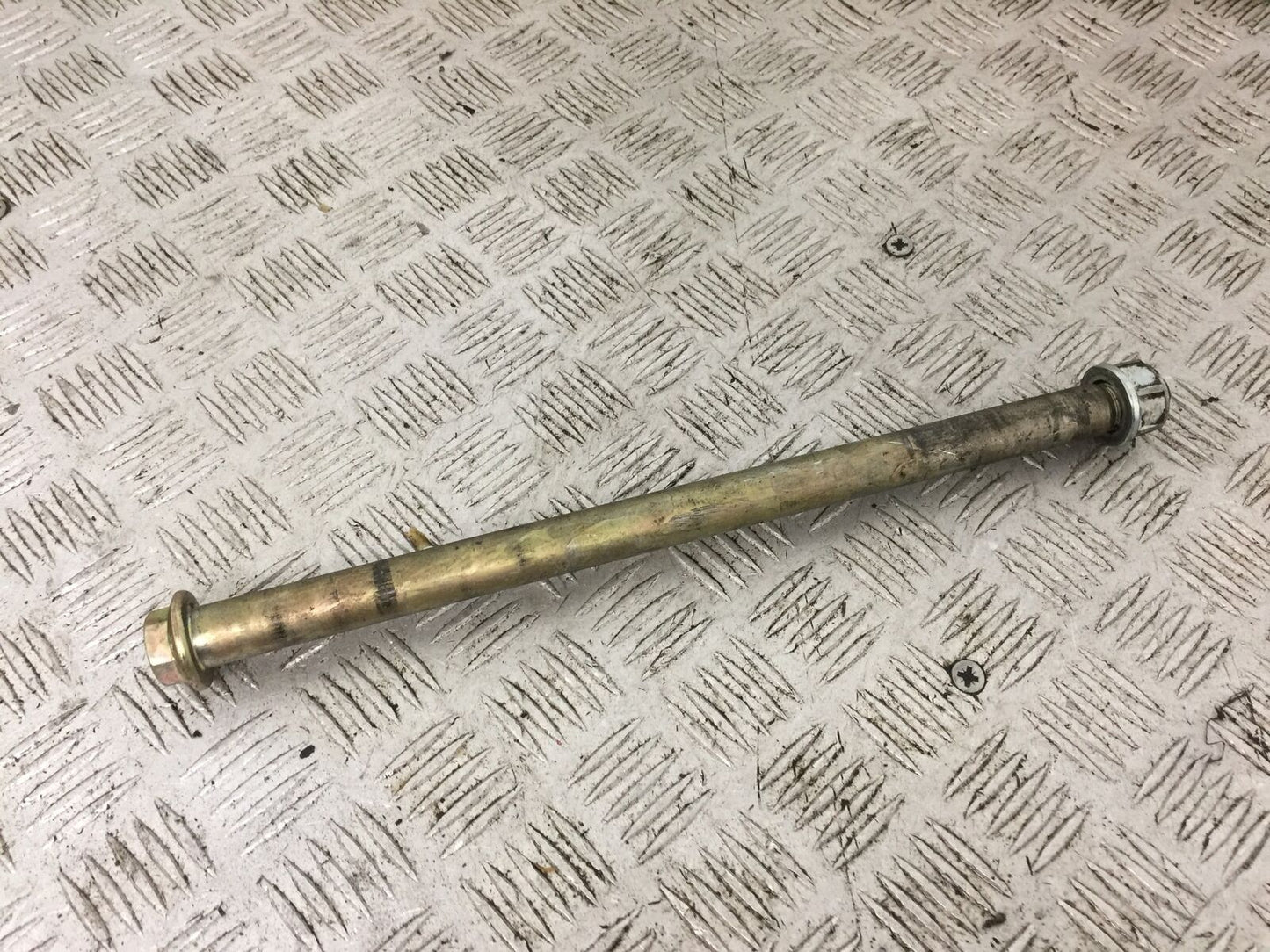 HONDA XL1000 VARADERO SWINGARM SPINDLE YEAR 2004 (STOCK 764)