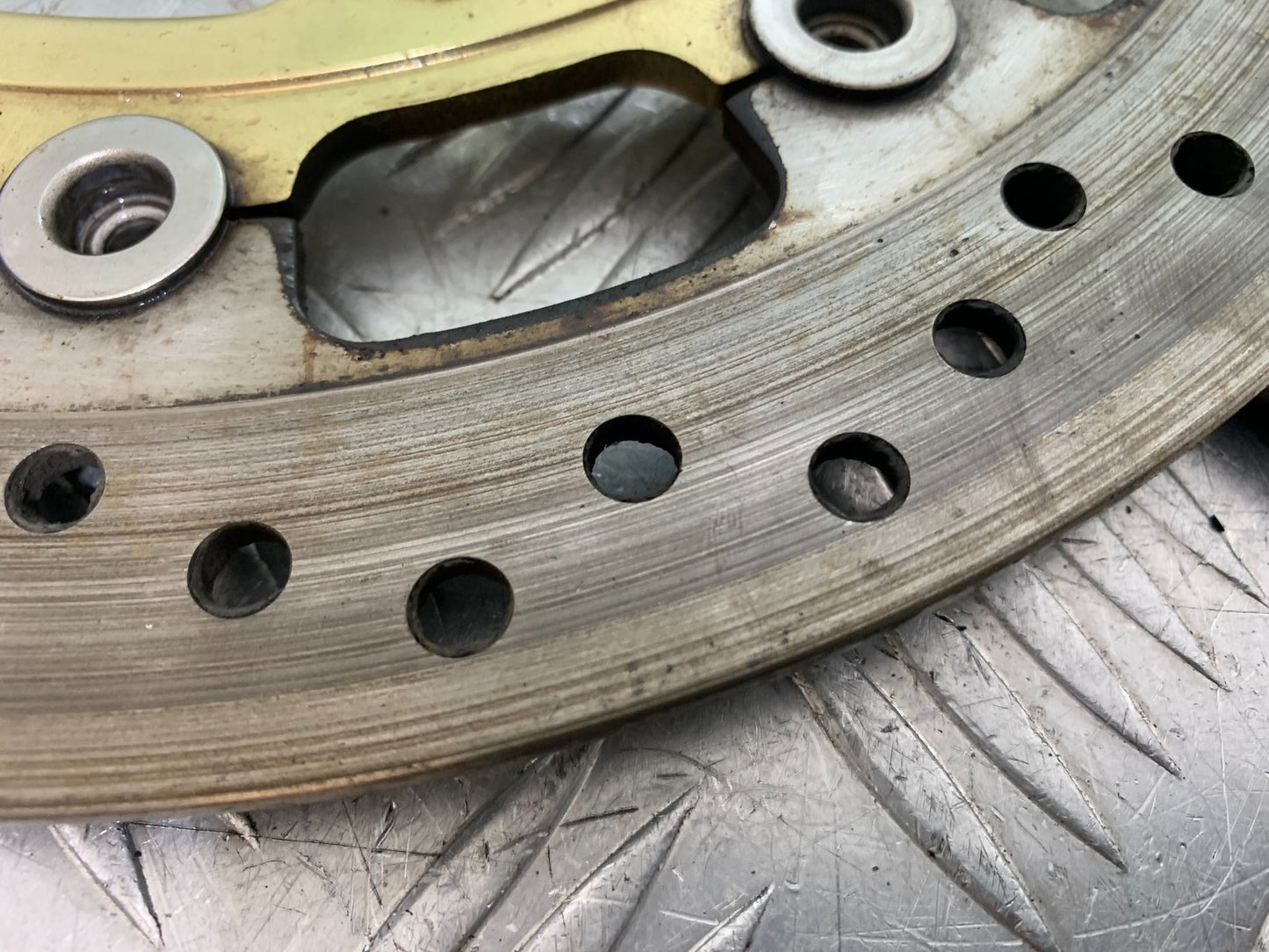 TRIUMPH SPEED TRIPLE R 1050 FRONT BRAKE DISCS 2009 (CMB1183)