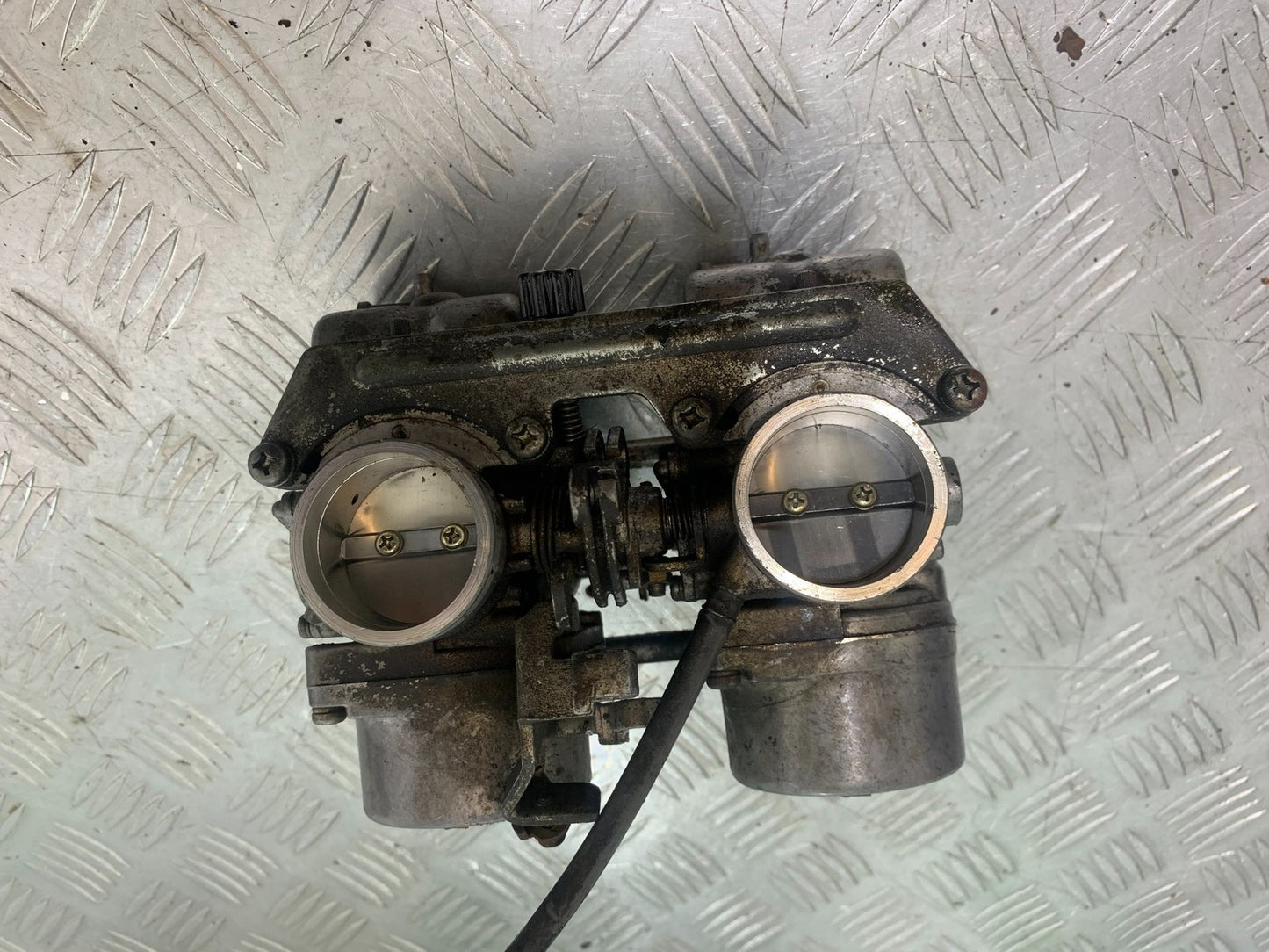 HONDA GL500 GL 500 SILVERWING CARBS (SOLD AS PARTS ) YEAR 1981-82 (CMB1168)