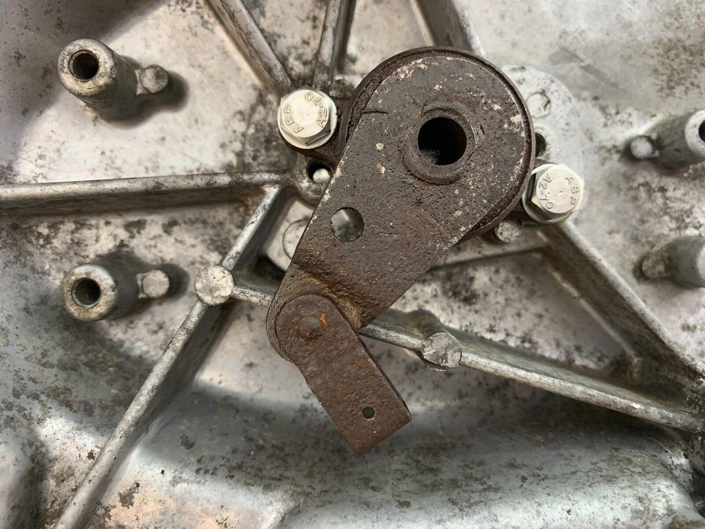 KAWASAKI Z650 KZ650 SPROCKET COVER YEAR 1979-1980 (CMB1023)