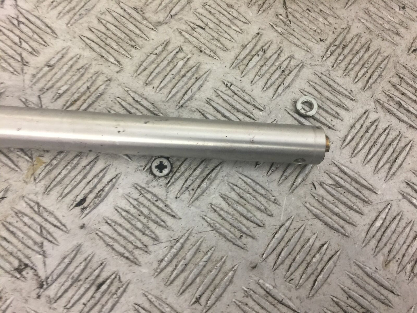 TRIUMPH 675 DAYTONA RIGHT BAR YEAR 2008-2011 (STOCK 640)