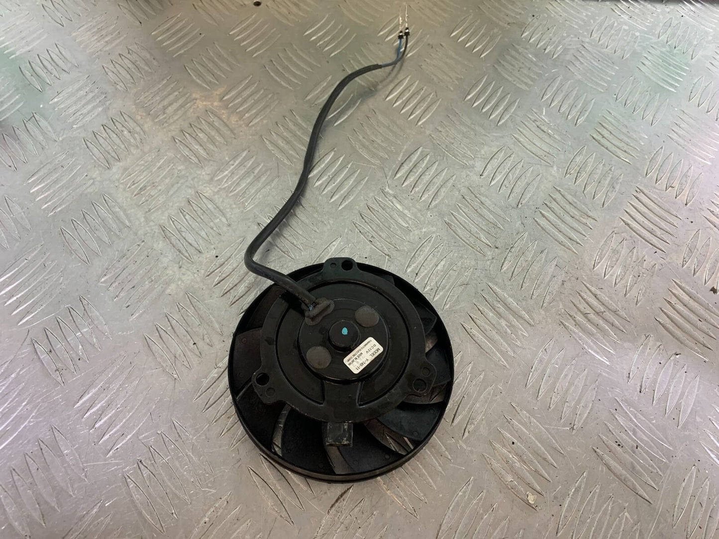TRIUMPH BONNEVILLE T100 RADIATOR FAN YEAR 2017-2021 (CMB1084)