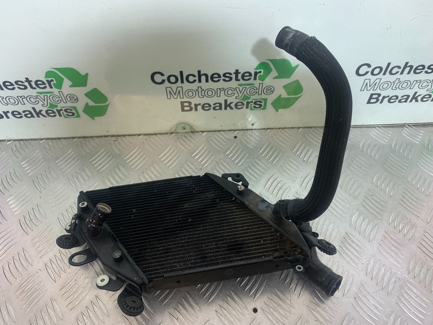 DUCATI DIAVEL 1200 LEFT RADIATOR YEAR 2014-17 (CMB1054)