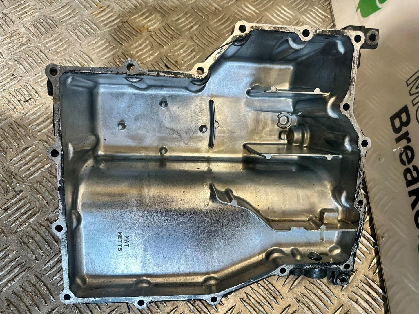 HONDA CBR1100 XX BLACKBIRD SUMP OIL PAN YEAR 1996-1998 (CMB1017)