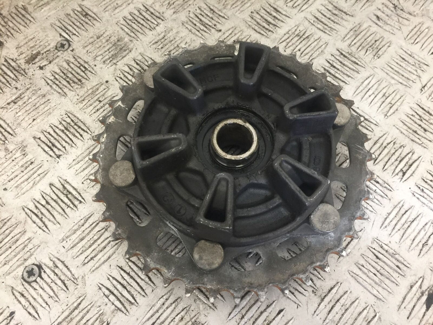 HONDA CBR600 CBR 600 RR REAR SPROCKET CARRIER 2007-2011 (STOCK 725)