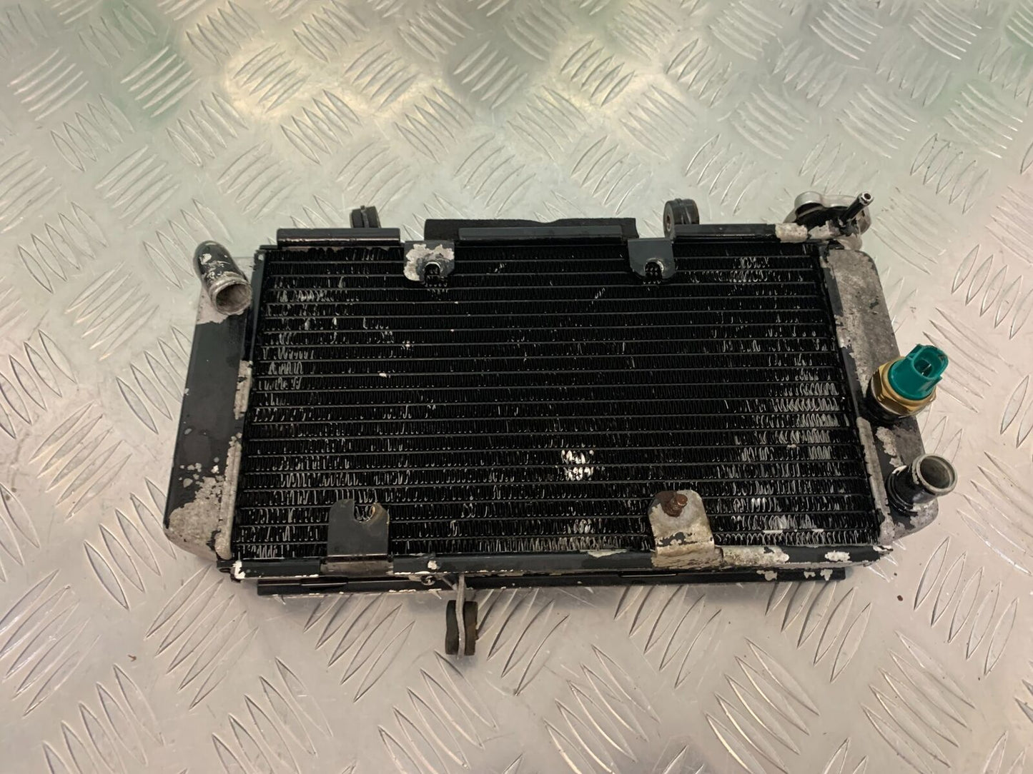 KAWASAKI NINJA 250 SL RADIATOR YEAR 2015-2017 (STOCK 983)