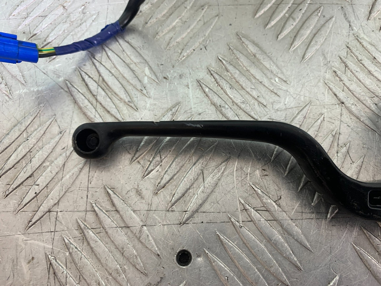 KTM DUKE 125 CLUTCH LEVER AND BRACKET YEAR 2017-2022 (CMB1222)