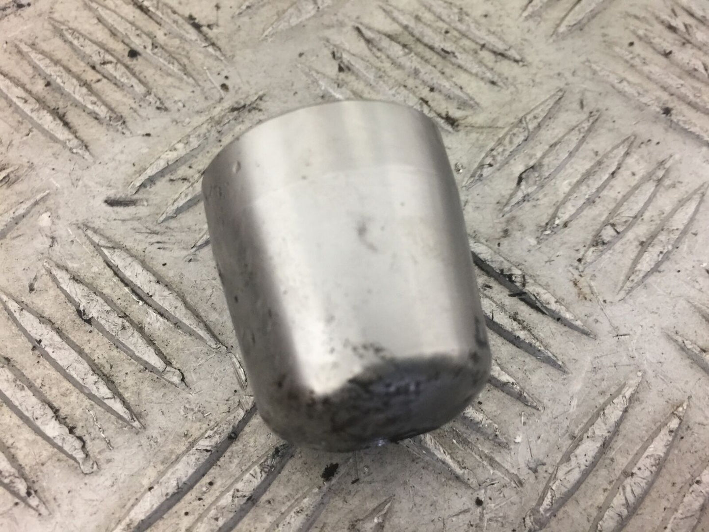 TRIUMPH 750 TRIDENT 1 X BAR END WEIGHT YEAR 1994 STOCK 396