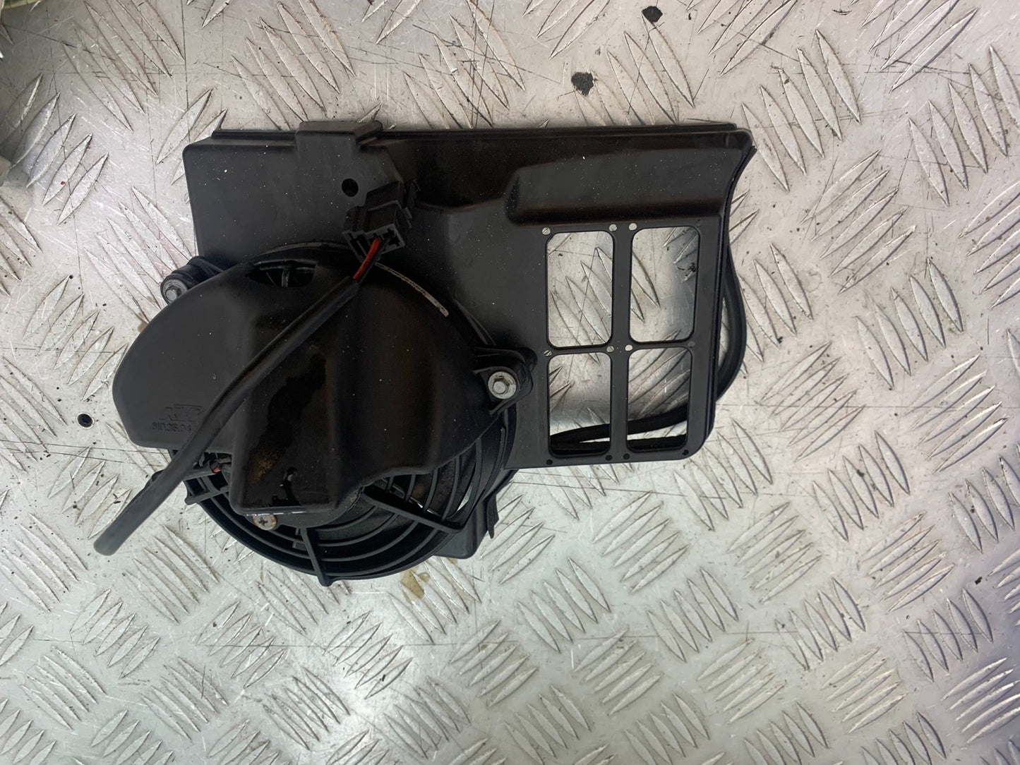 KTM 990 SUPER DUKE RADIATOR FAN YEAR 2007-2011 (CMB1207)