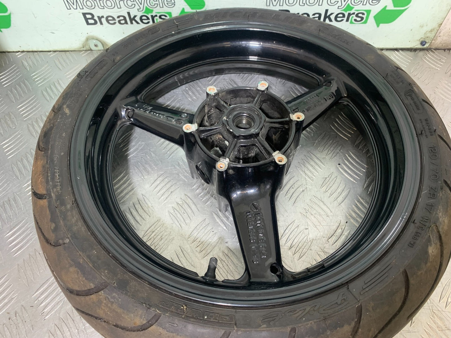 YAMAHA YZF R1 4XV FRONT WHEEL YEAR 1998-99 (CMB1291)