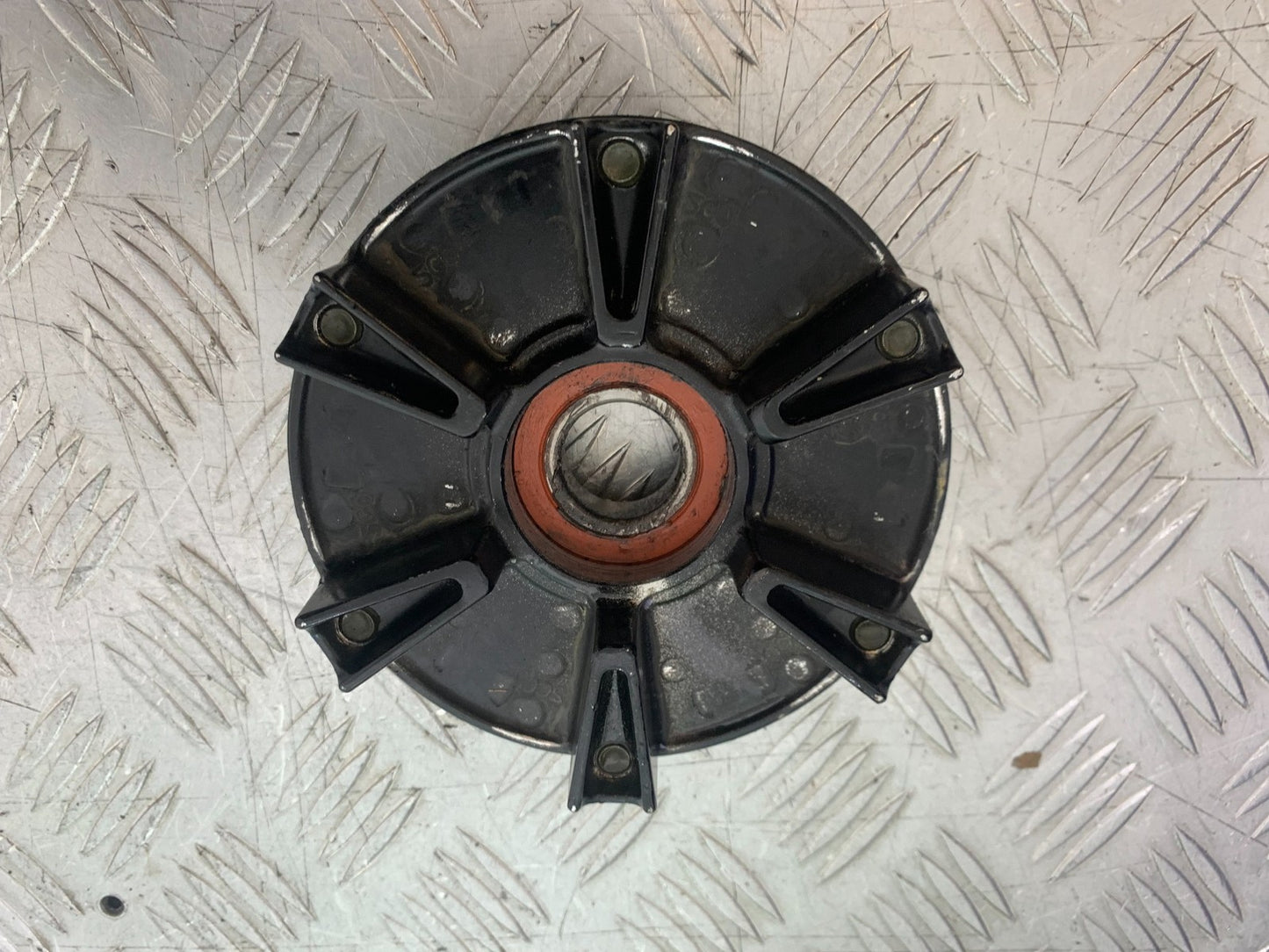 YAMAHA YZF R1 4C8 REAR SPROCKET CARRIER YEAR 2007-2008 (CMB1237)