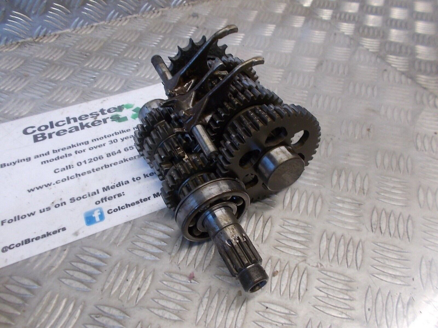 TRIUMPH TIGER 955I GEAR BOX YEAR 2001