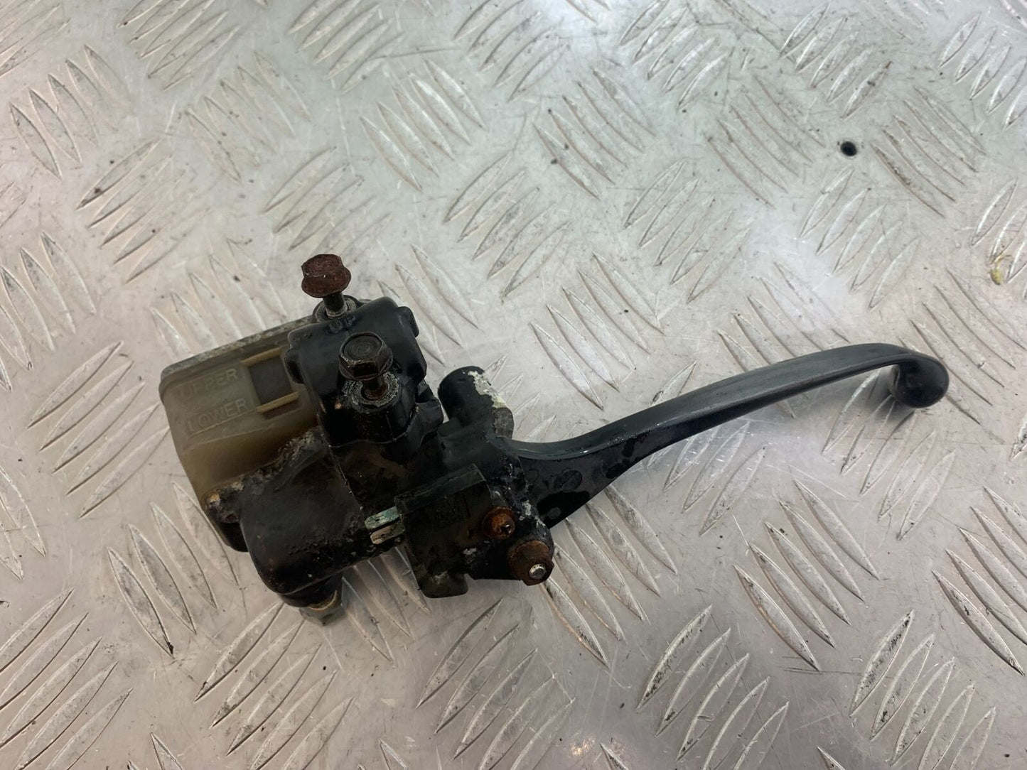 HONDA CX500 CX 500 FRONT BRAKE MASTER CYLINDER YEAR 1980 (CMB1131)