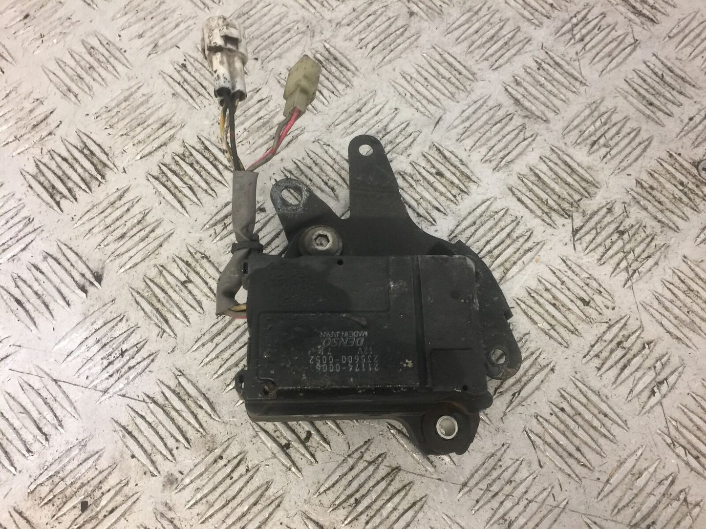 KAWASAKI Z750 Z 750 SERVO MOTOR YEAR 2009-2012 (STOCK 670)