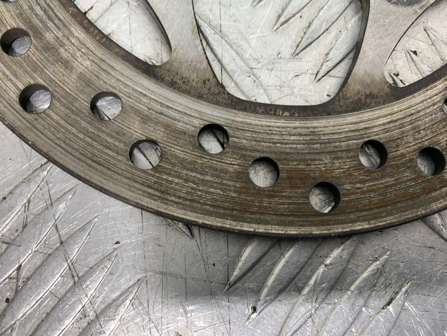 TRIUMPH 675 STREET TRIPLE RX REAR BRAKE DISC 2015- 2017 (CMB1299)