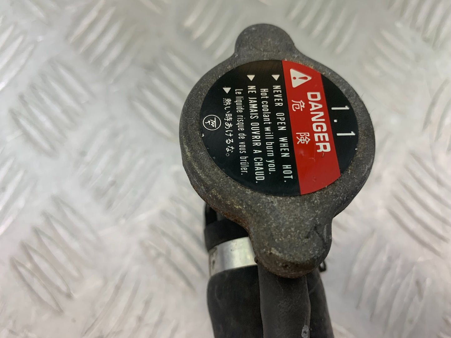 HONDA VFR800 PRE V-TEC RADIATOR CAP YEAR 1998-2001 (CMB1233)