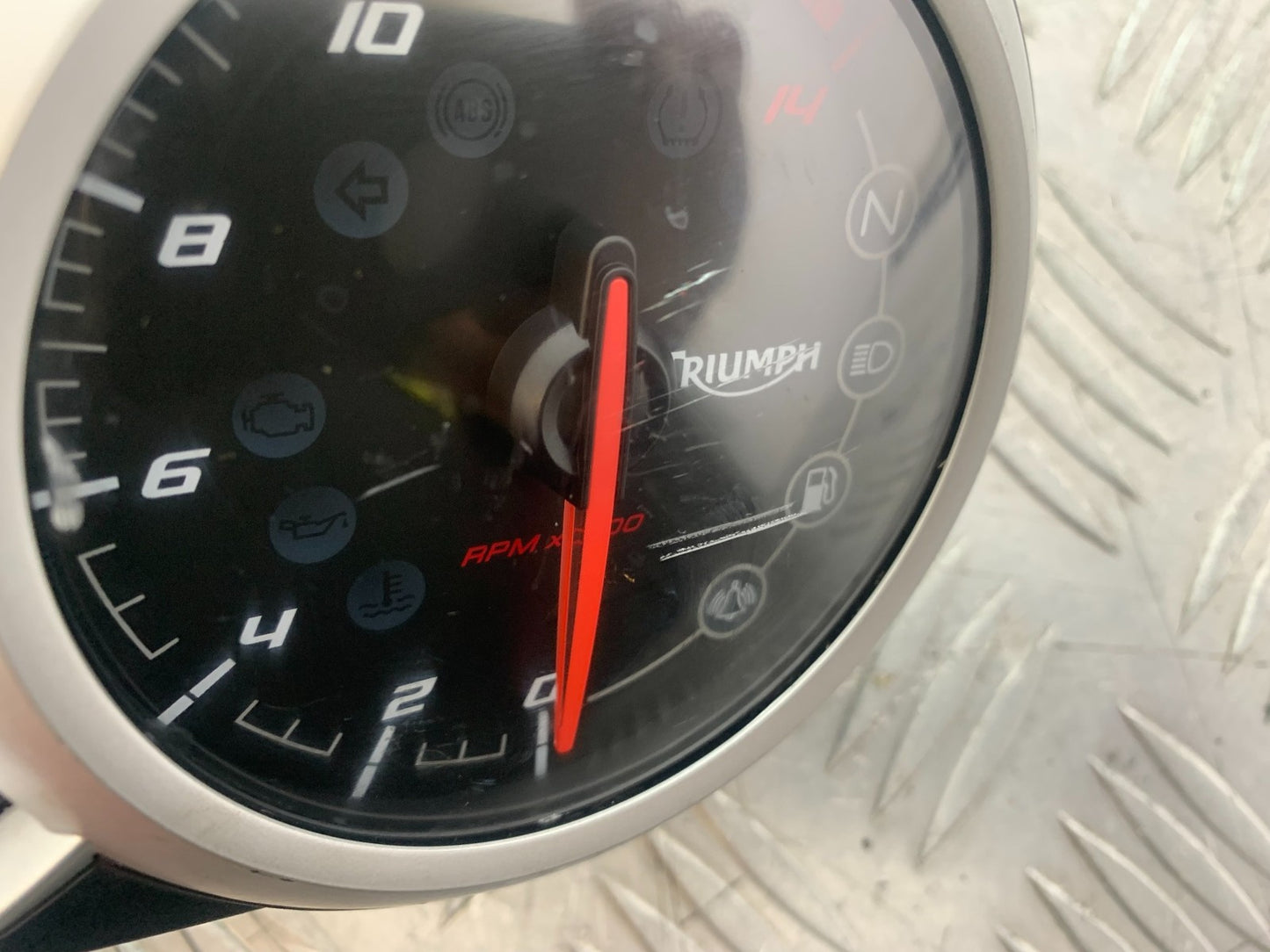 TRIUMPH 675 STREET TRIPLE CLOCKS SPEEDO DASH 2013-2016(CMB1186)