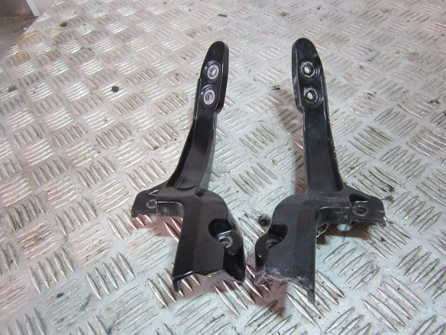 YAMAHA FAZER 600 FAZER600 MIRROR ARMS YEAR 1998