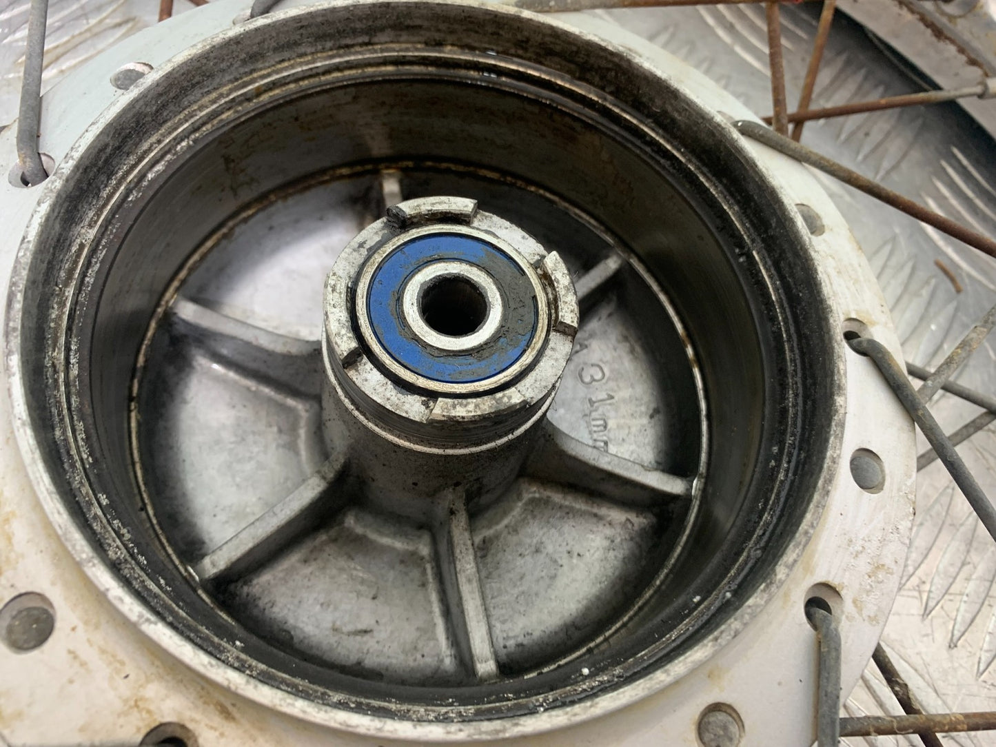 HONDA CG125 CG 125 FRONT WHEEL YEAR 1998-2000 (CMB1282)