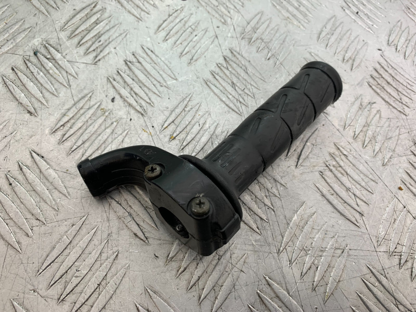 KAWASAKI ZX9R ZX9 R THROTTLE TUBE TWIST YEAR 1998-1999 (CMB1329)