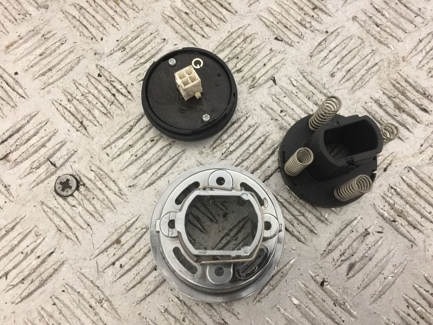 HARLEY DAVIDSON FAT BOB FXDF PETROL CAP YEAR 2009 (STOCK 806)