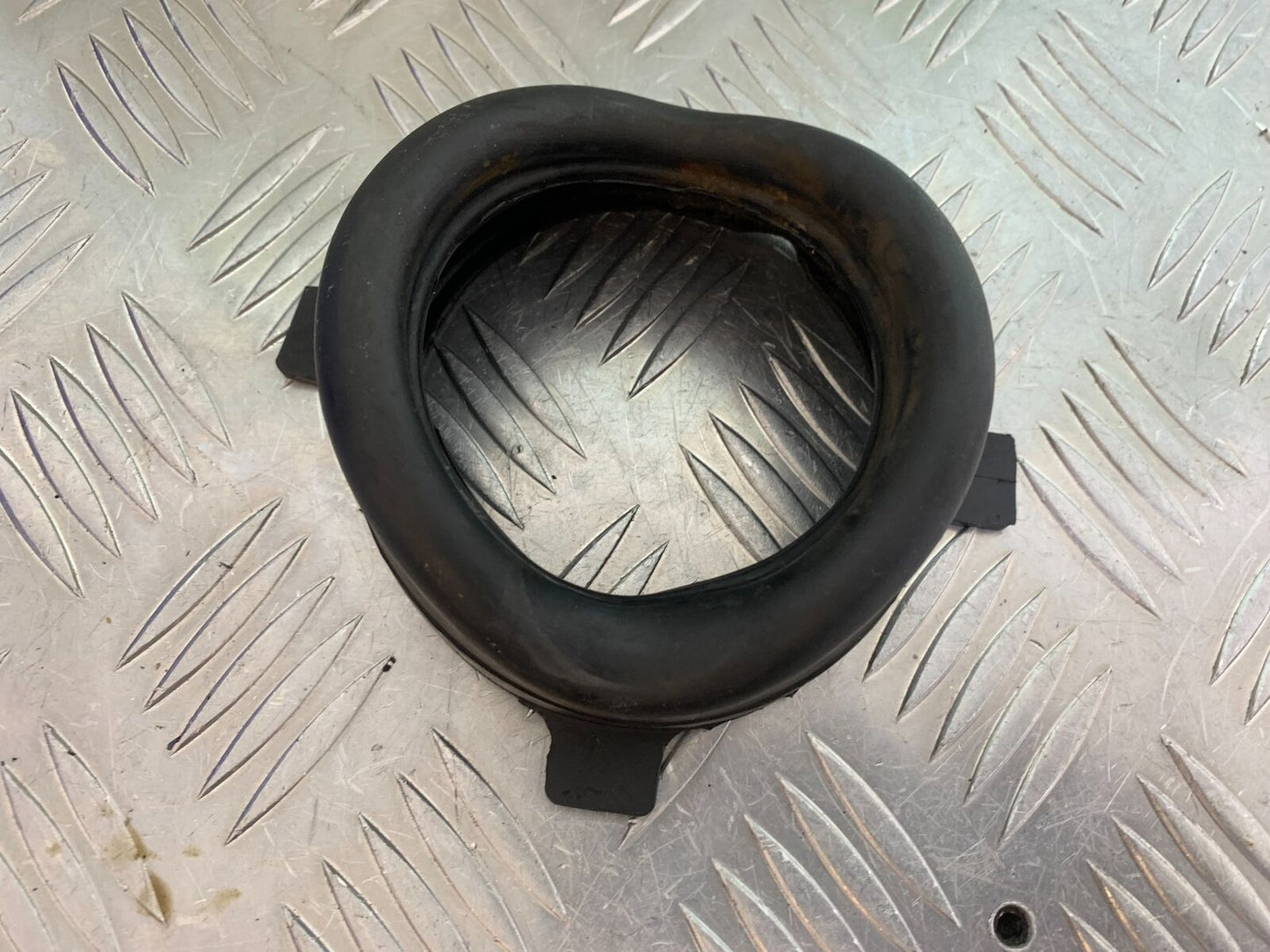 YAMAHA XV750 XV 750 VIRAGO SWINGARM RUBBER BOOT YEAR 1992 (CMB1016)