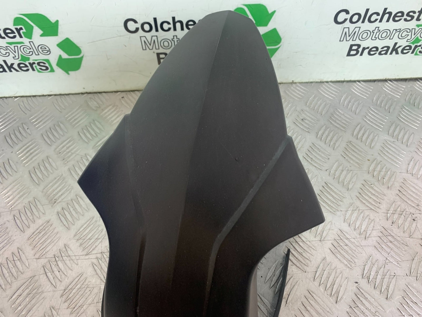 KTM 990 SUPER DUKE FRONT MUDGUARD YEAR 2007-2011 (CMB1207)