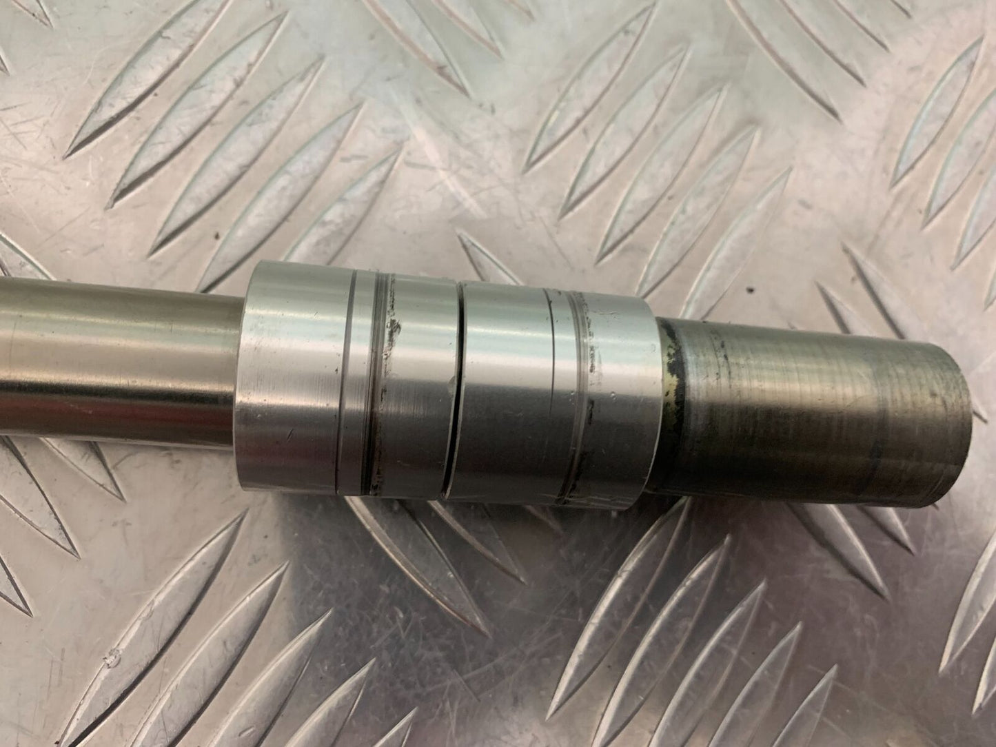 TRIUMPH 765 STREET TRIPLE RS FRONT WHEEL SPINDLE YEAR 2018-2021 (STOCK 968)