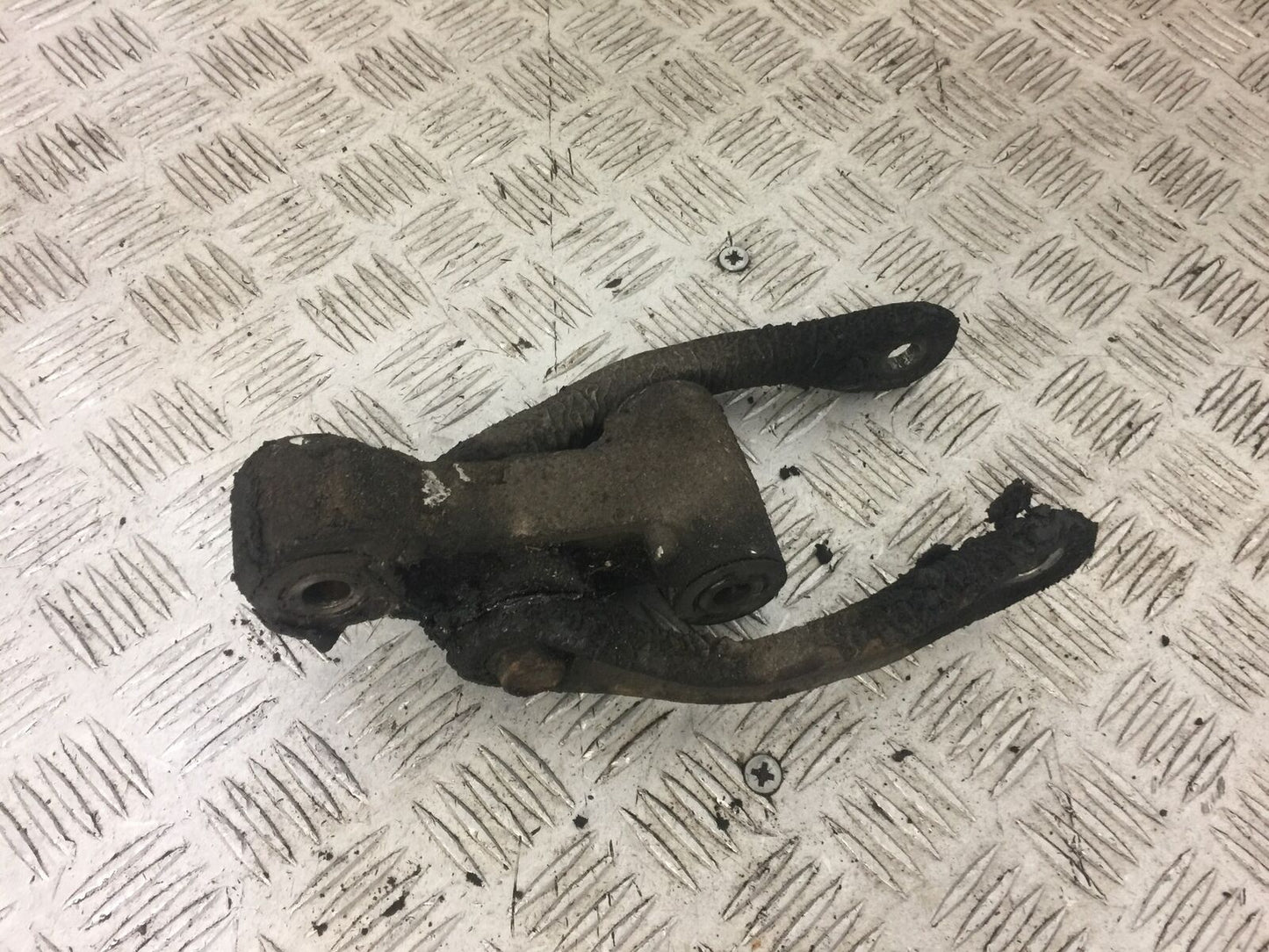 KAWASAKI ZZR1100 D REAR SHOCK LINKAGE YEAR 1999 (STOCK 648)