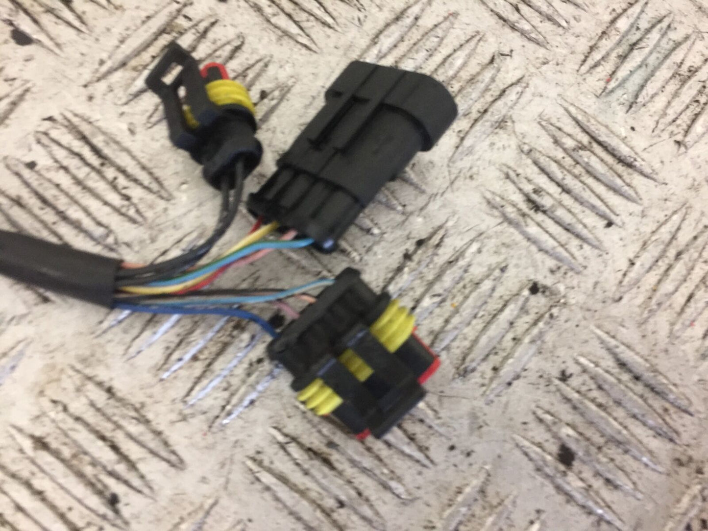APRILIA RSV1000 RSV 1000 MILLE CONTROL RELAY YEAR 2006-10 (STOCK 713)
