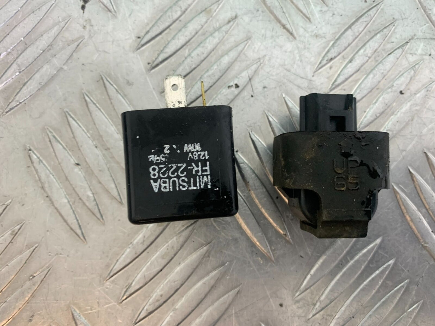 KAWASAKI Z300 ER300 RELAYS YEAR 2016-2018 (CMB1056)