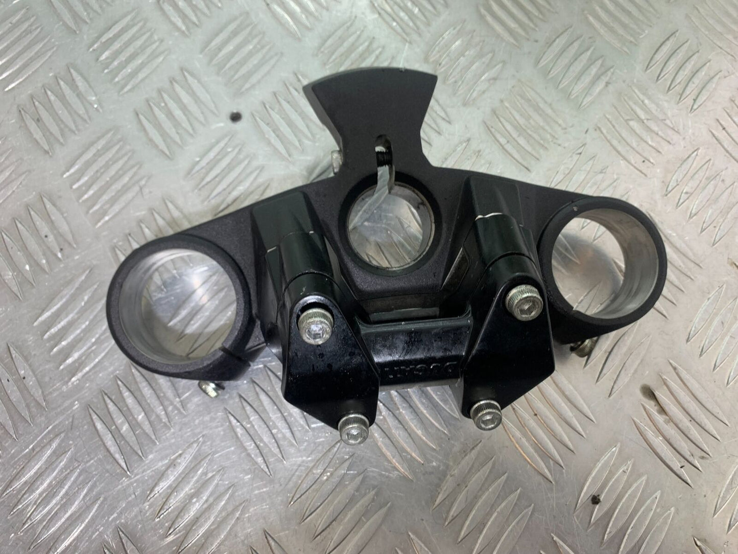 DUCATI STREETFIGHTER 848 TOP YOKE YEAR 2011-2016 (CMB1050)