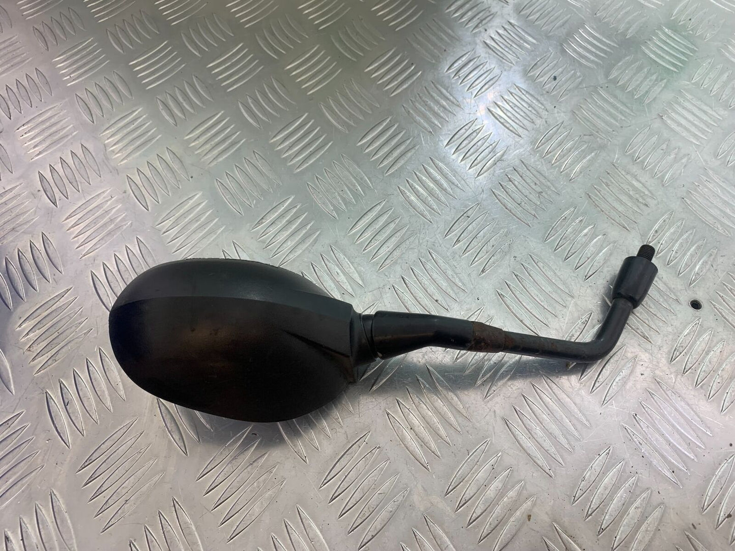 TRIUMPH TIGER 1200 EXPLORER LEFT MIRROR YEAR 2012-2015 (STOCK 992)