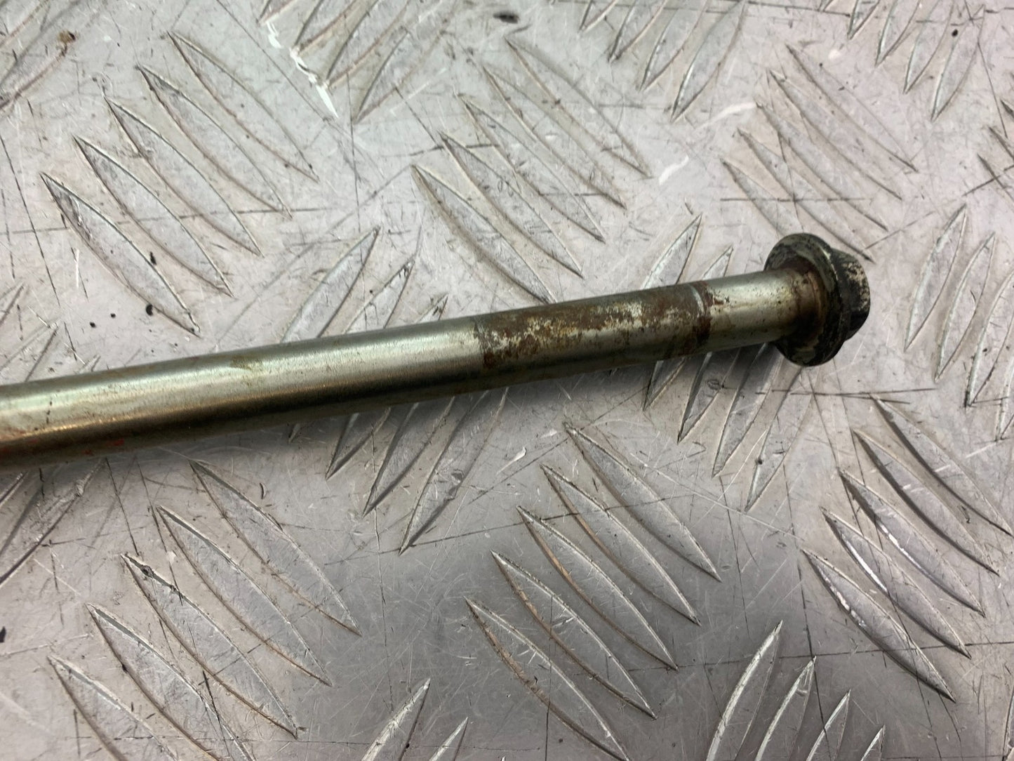 BENELLI BN125 BN 125 SWINGARM SPINDLE YEAR 2018-2021 (CMB1194)
