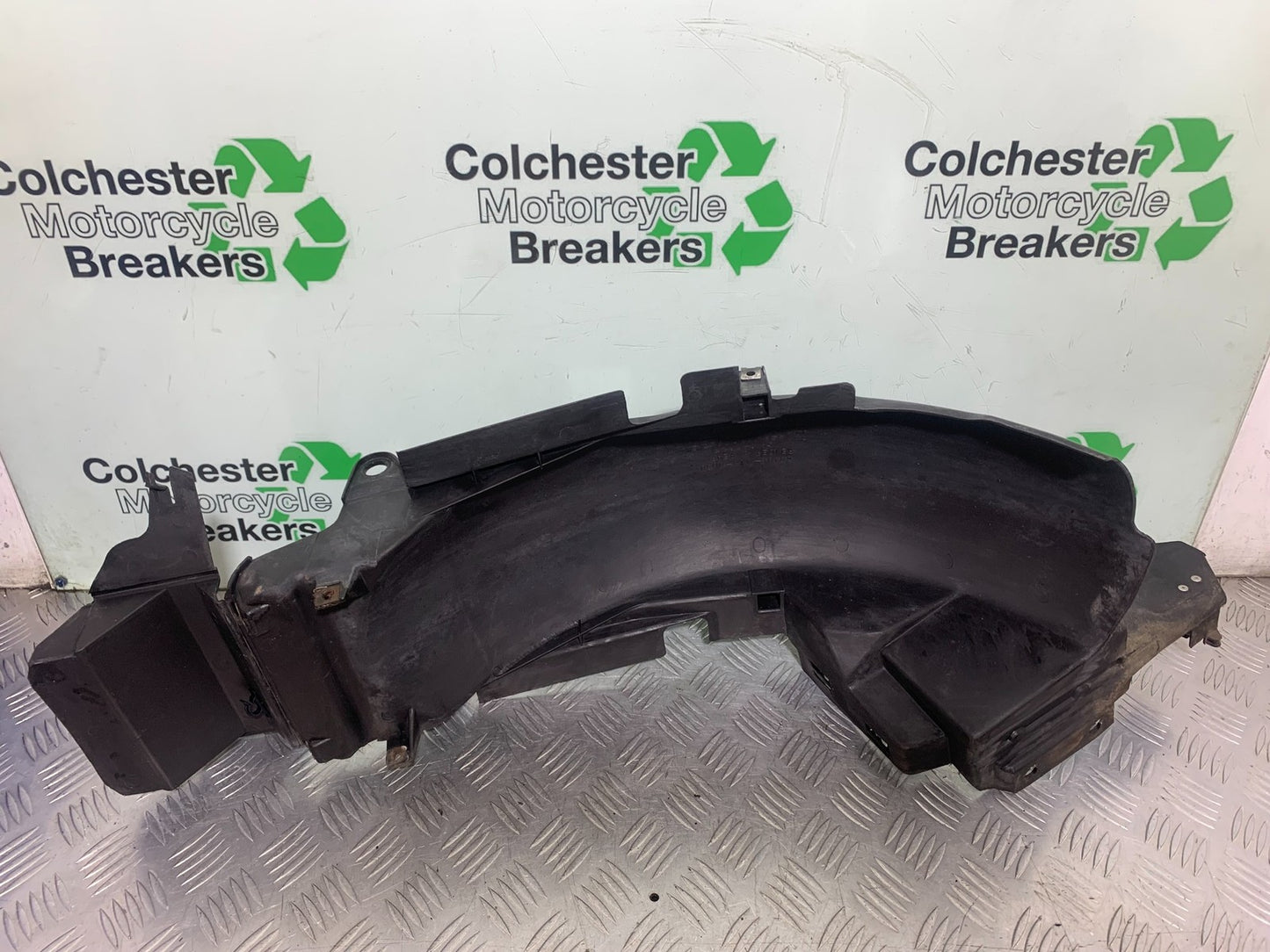 HONDA ST1100 PAN EUROPEAN REAR MUDGUARD YEAR 1993-2001 (CMB1195)