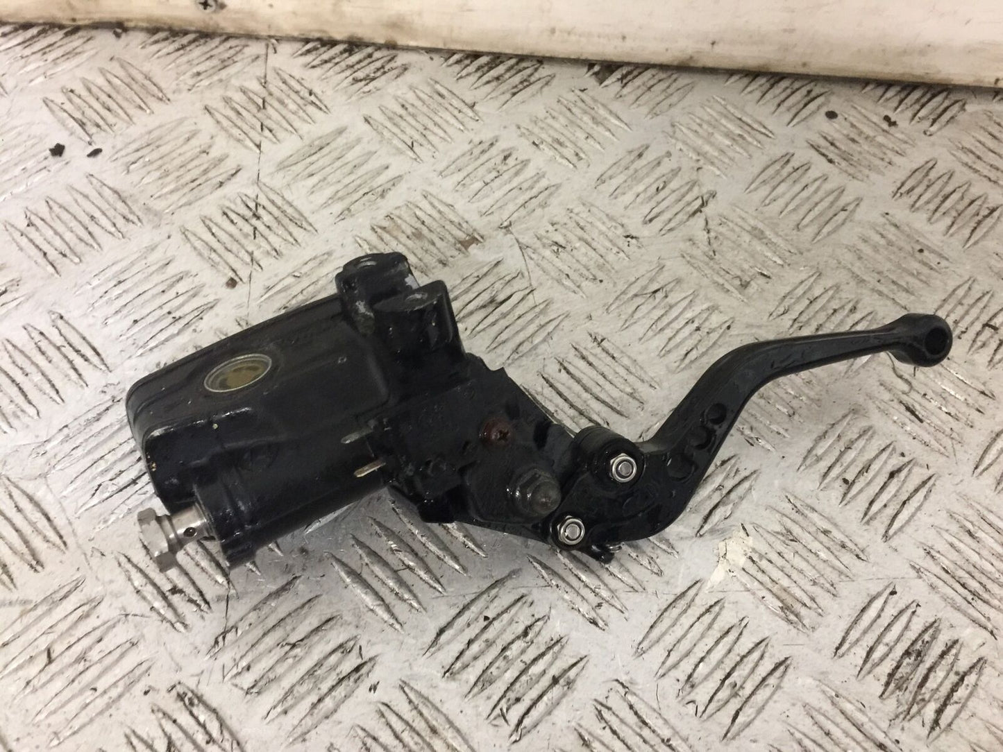 HONDA VFR800 VFR 800 V TEC BRAKE MASTER CYLINDER YEAR 2002 (STOCK 785)