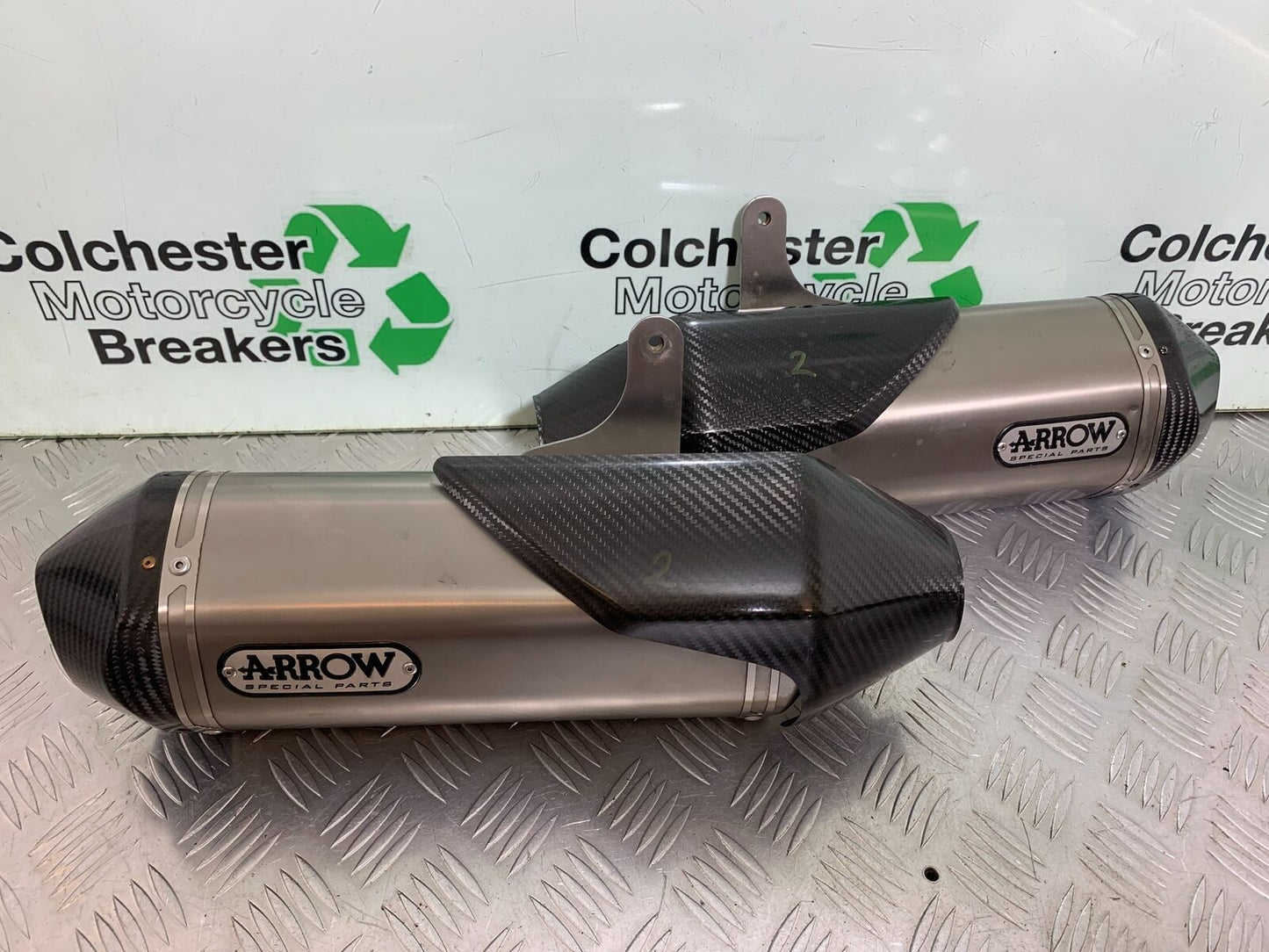 TRIUMPH 1050 SPEED TRIPLE RS ARROW SILENCERS YEAR 2018-2020 (CMB1029)