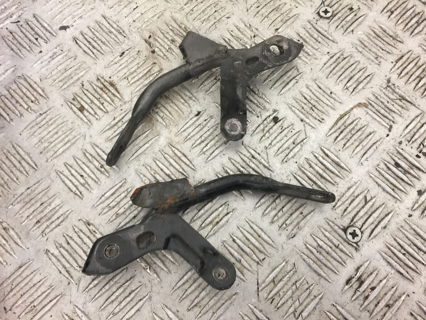 YAMAHA FZR1000 FZR 1000 GENESIS FAIRING BRACKETS (STOCK 433)