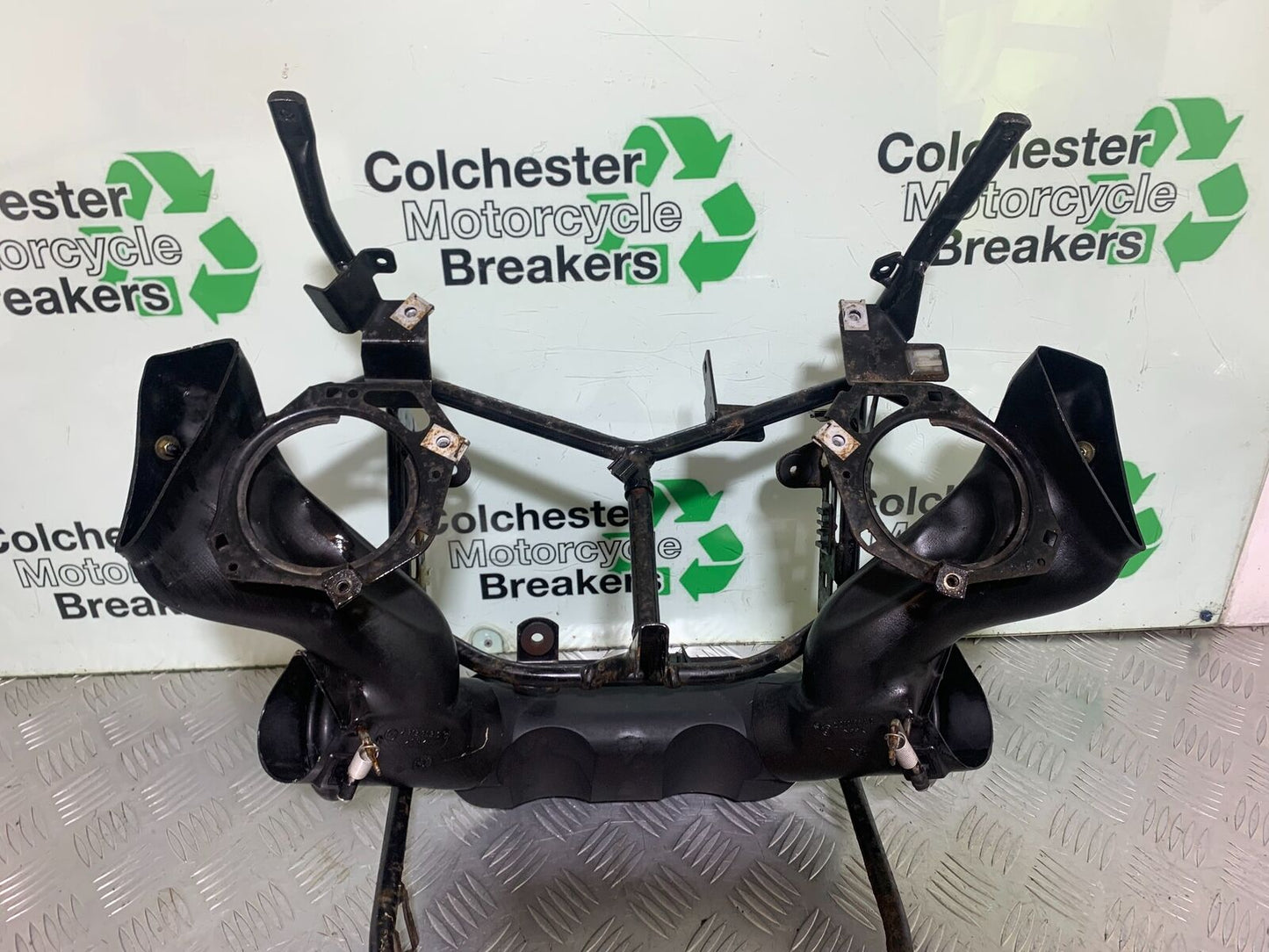 BMW R1100 RT R 1100 RT FAIRING BRACKET YEAR 1996-2001 (CMB1095)