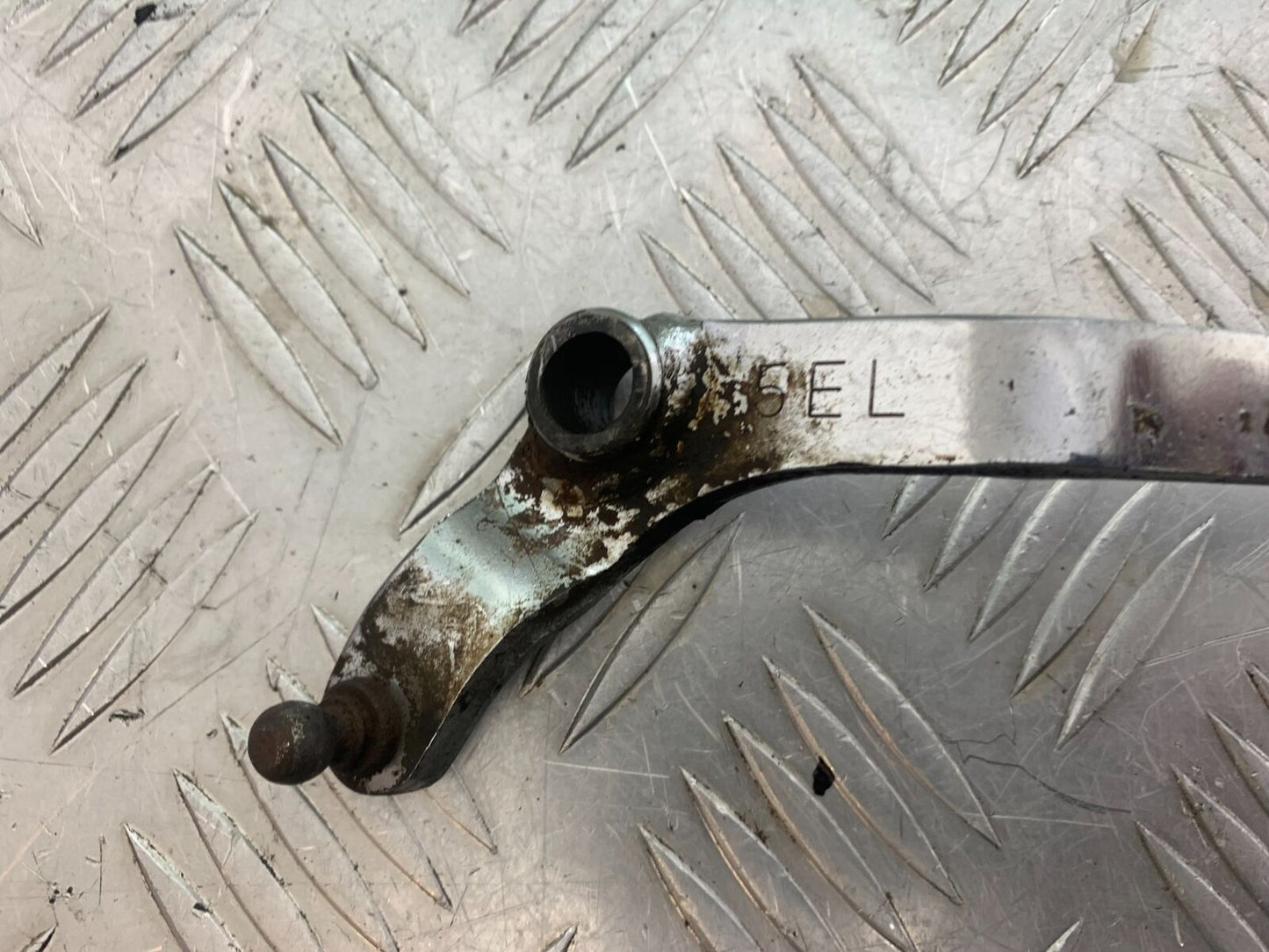 YAMAHA XVS 1100 DRAGSTAR GEAR LEVER YEAR 2000-2007 (CMB1108)