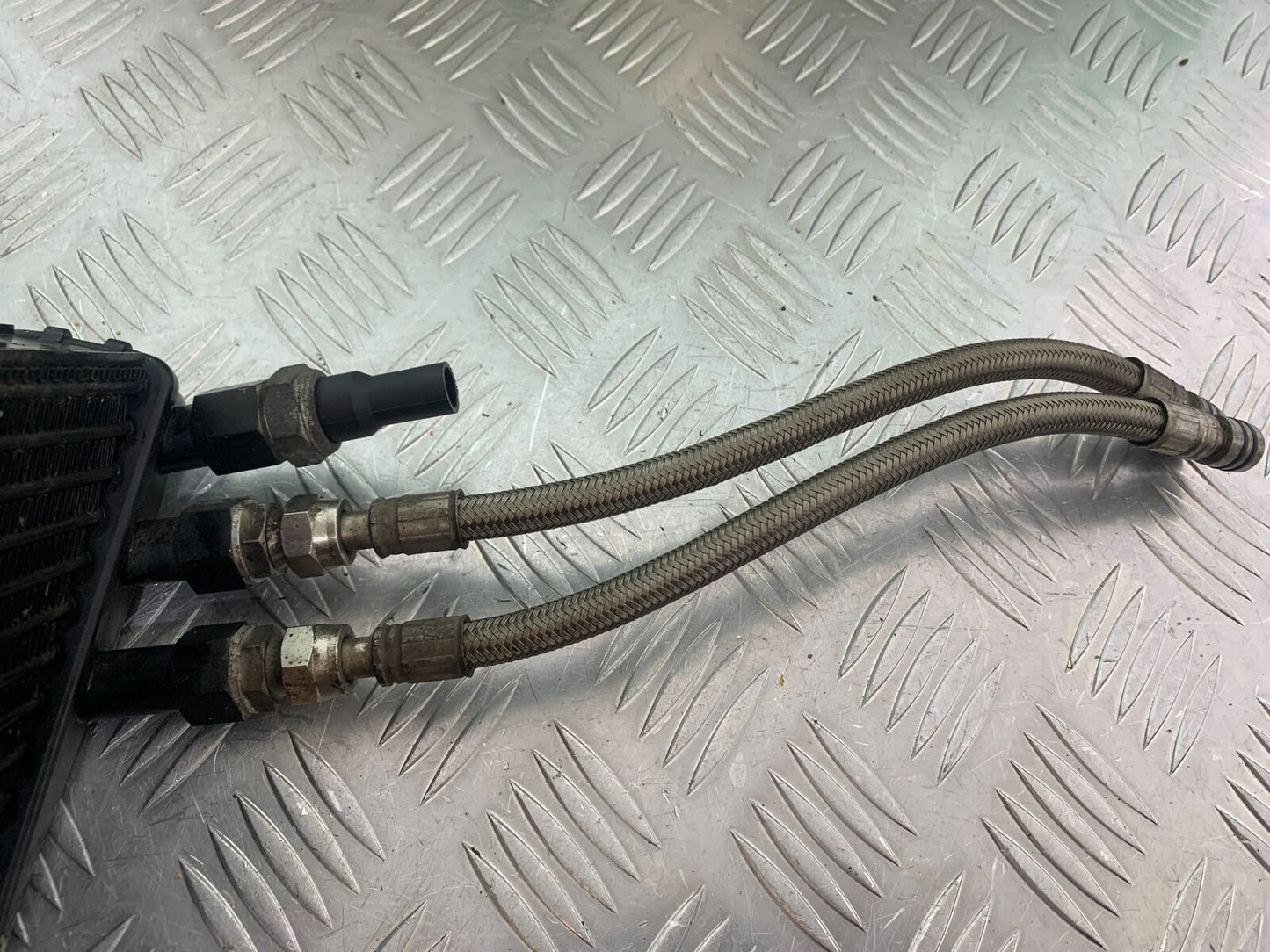 DUCATI DIAVEL 1200 OIL COOLER AND LINES YEAR 2014-17 (CMB1054)