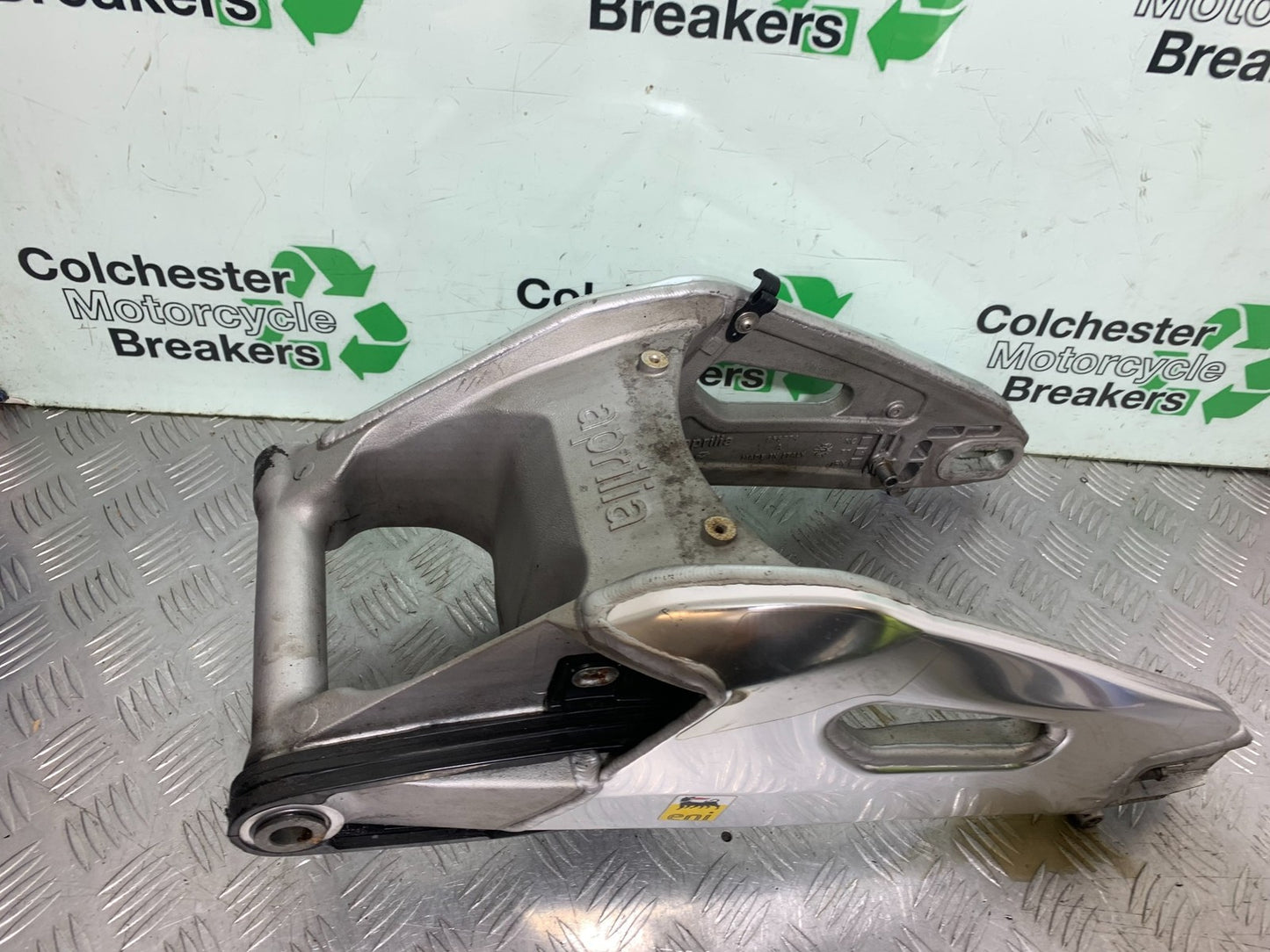APRILIA TUONO 1000 V4R SWINGARM YEAR 2011-13 (CMB1316)