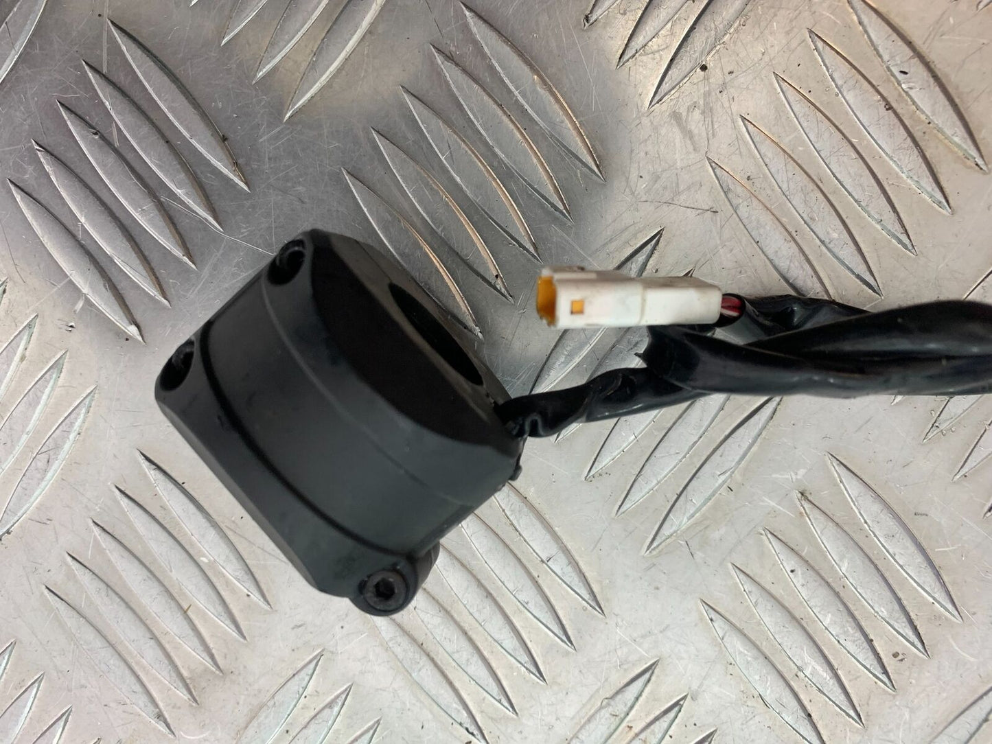 DUCATI 1199 PANIGALE RIGHT SWITCH GEAR YEAR 2012-2014 (CMB1047)