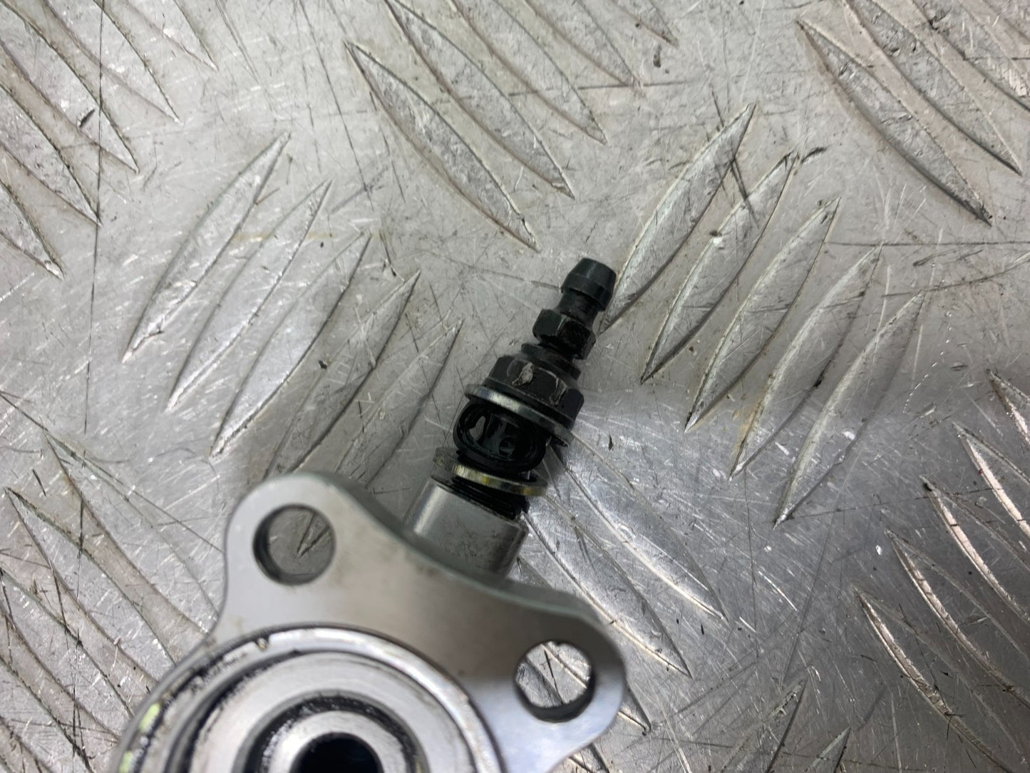 DUCATI 1198 S CLUTCH SLAVE CYLINDER YEAR 2009-2011 (CMB1219)