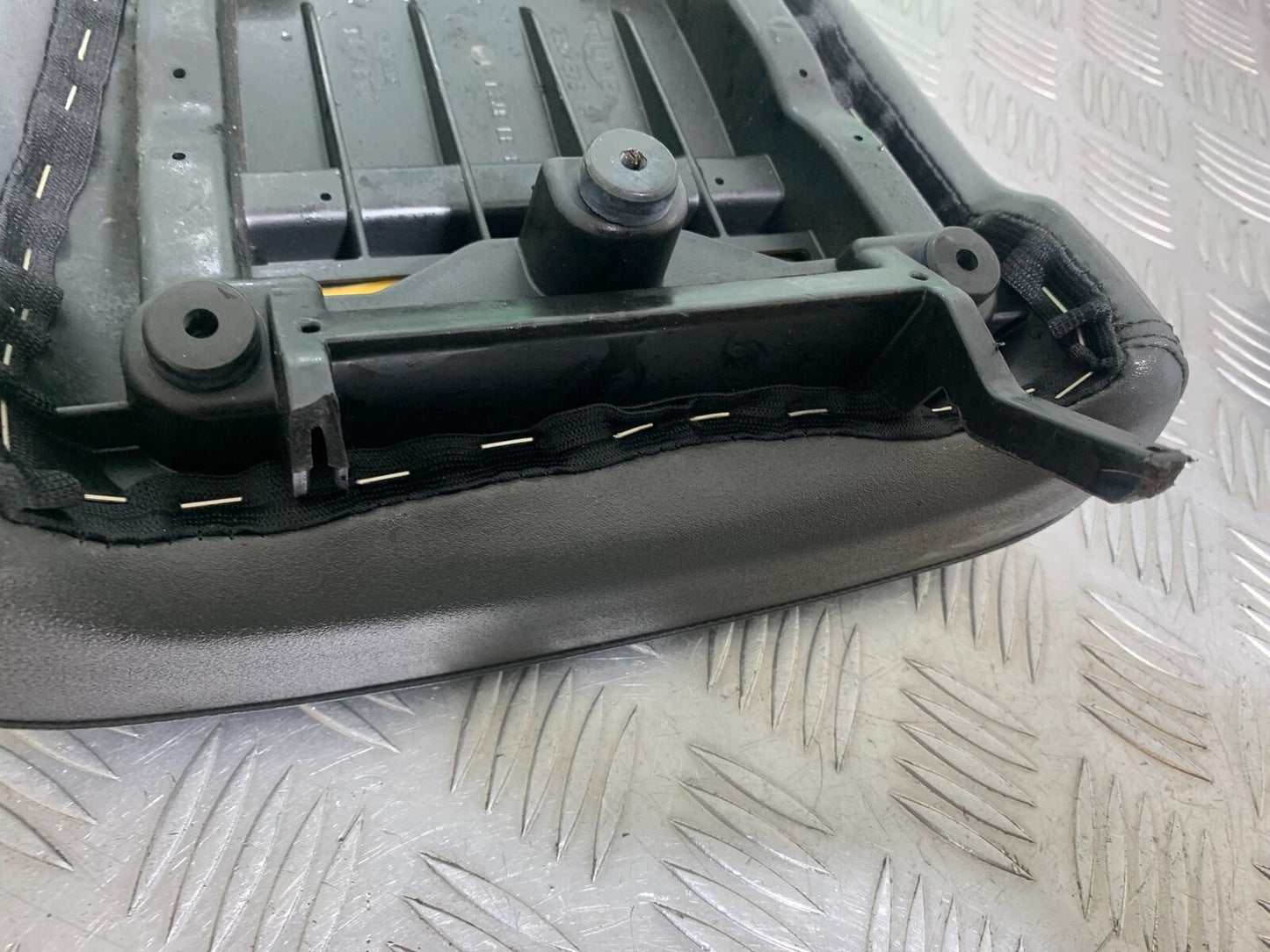 TRIUMPH TIGER 800 REAR SEAT YEAR 2011-2014 (CMB1113)