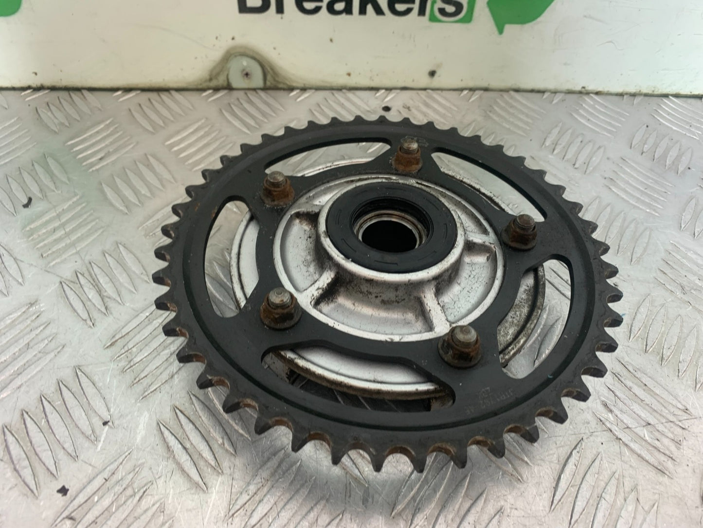 SUZUKI GSXR600 GSXR 600 K1 K2 K3 SPROCKET CARRIER 1999-03 (CMB1284)