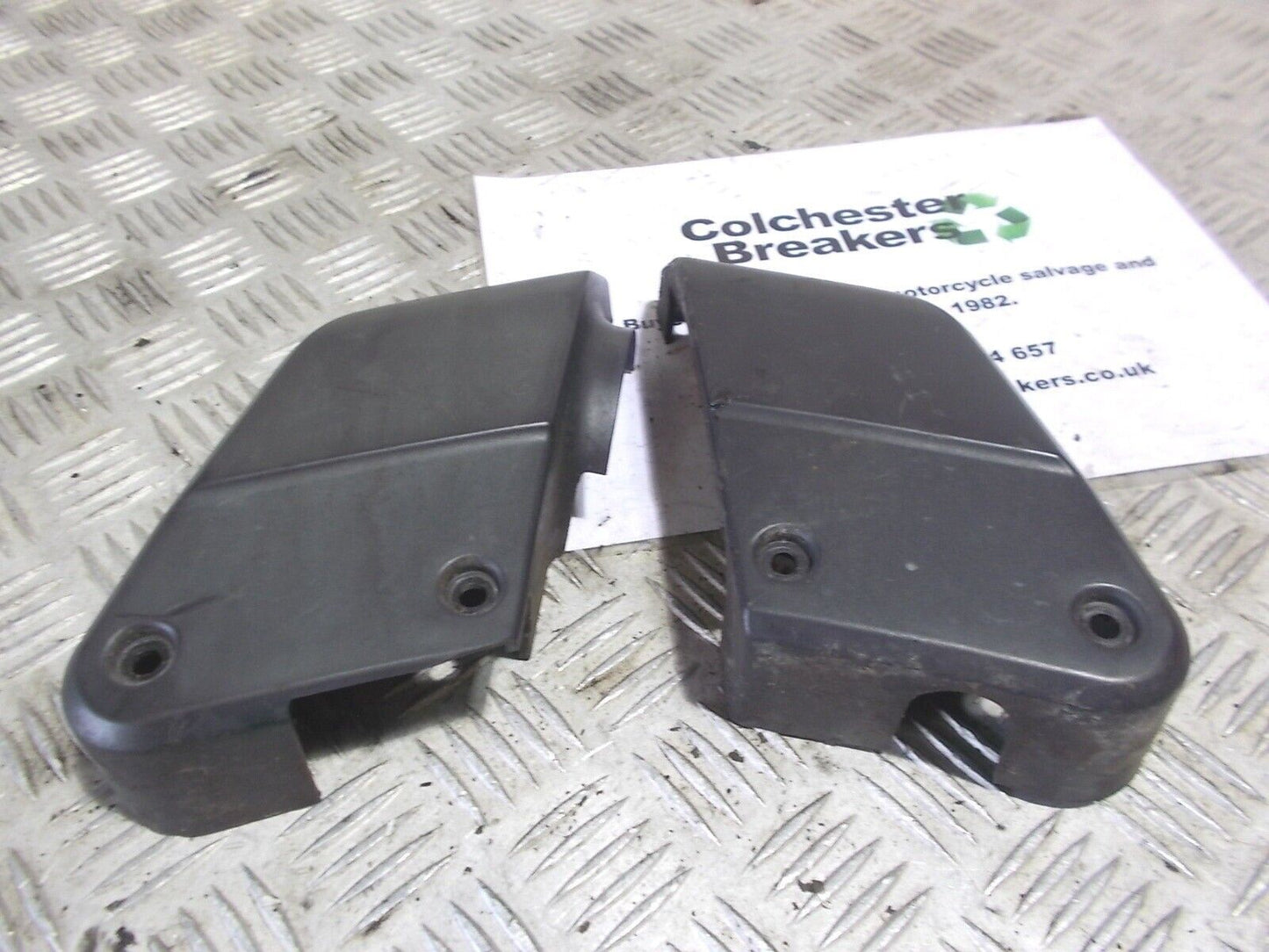YAMAHA FZS1000 FZS 1000 FAZER LEFT AND RIGHT CARB COVERS YEAR 2002 2005